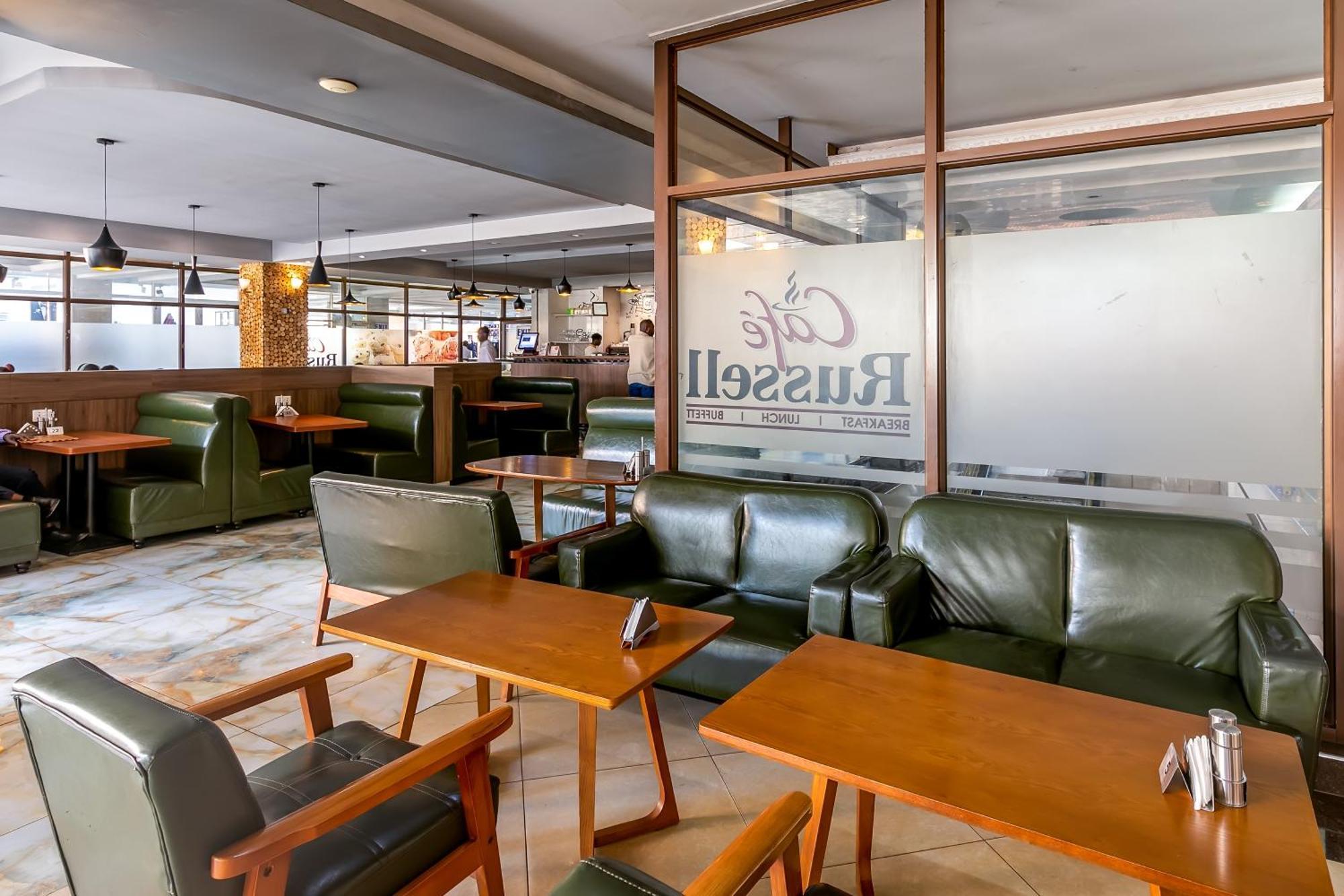 Russell Hotel Kampala Dış mekan fotoğraf