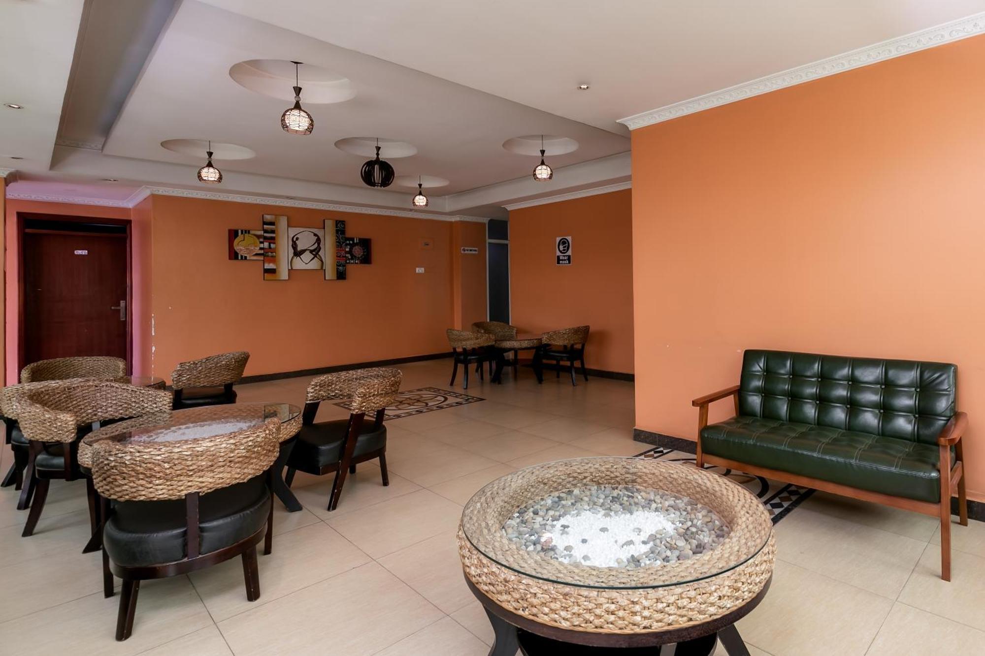 Russell Hotel Kampala Dış mekan fotoğraf