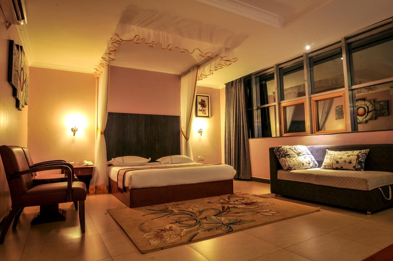 Russell Hotel Kampala Dış mekan fotoğraf