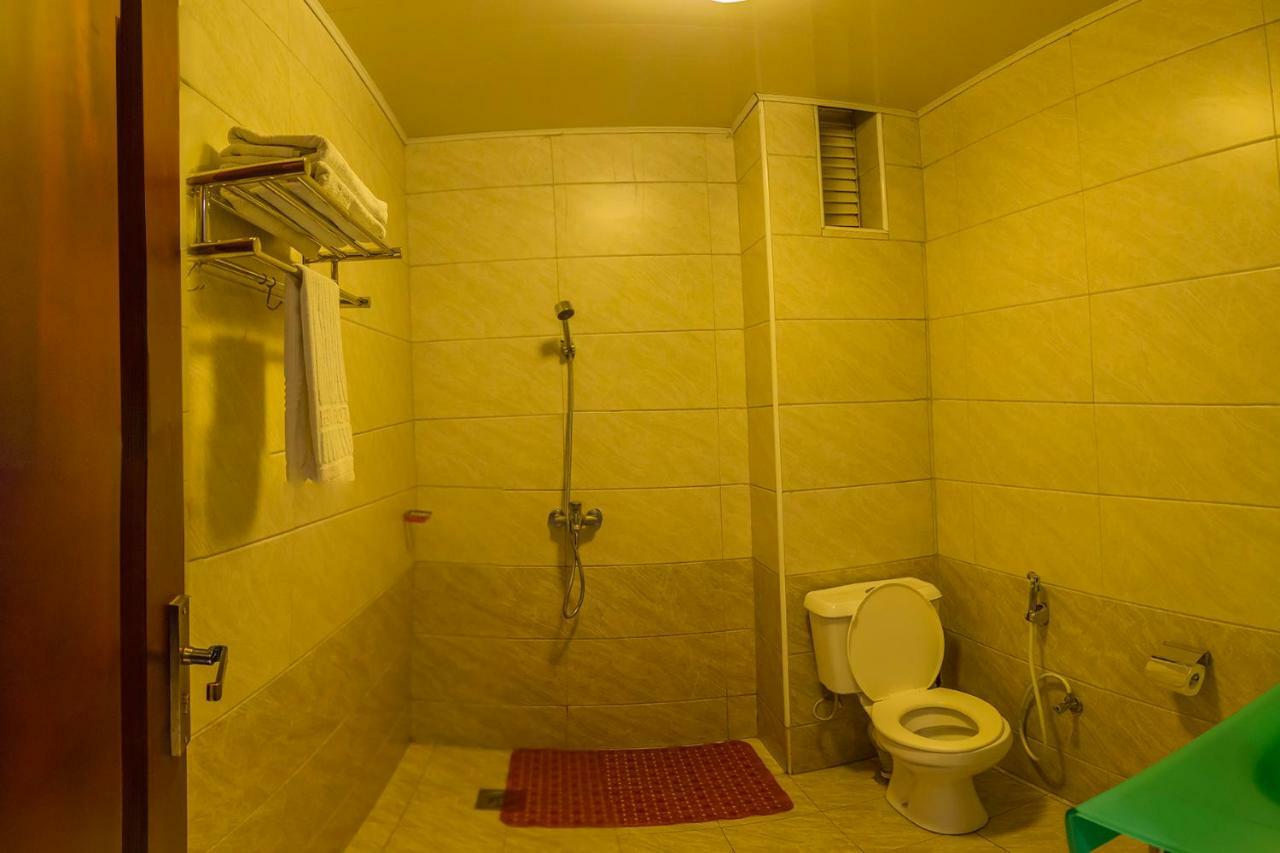 Russell Hotel Kampala Dış mekan fotoğraf